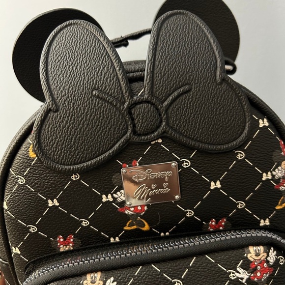 NWT Disney Mickey Mouse Backpack - Picture 6 of 6